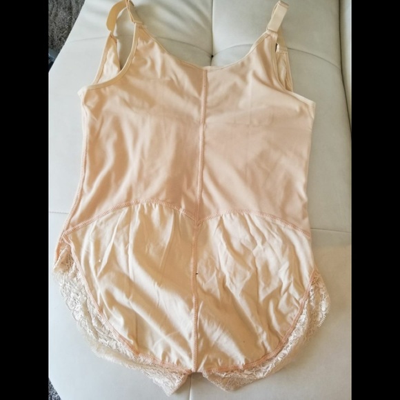 PLUS SIZE Compression Full Body Shaper Tight Strap - Picture 2 of 3